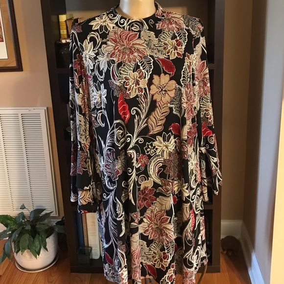 madison leigh Dresses & Skirts - Madison Leigh 20W Stretch Dress Red, Black, Gold